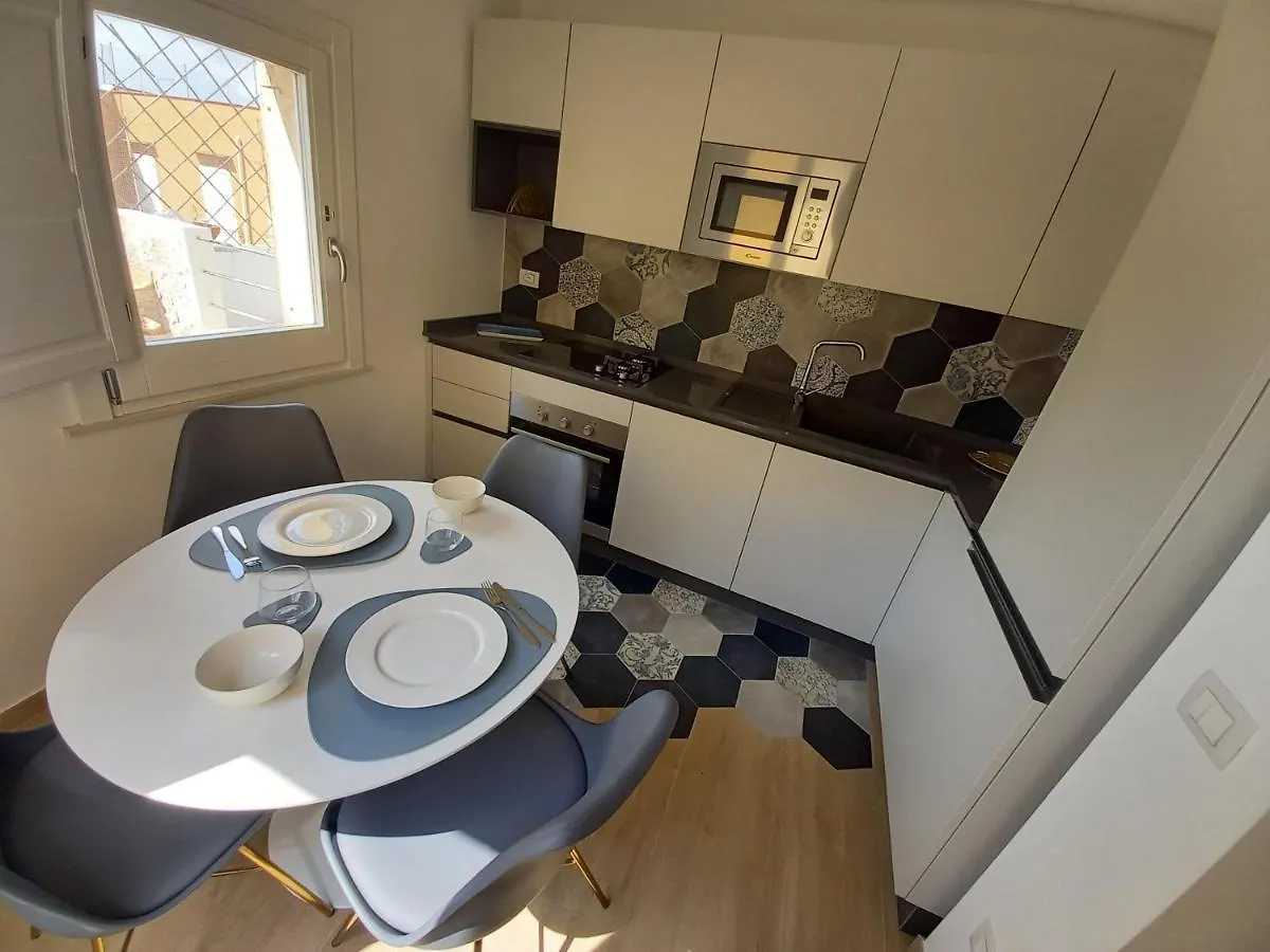 I Gradini Di Ortigia House Διαμέρισμα Συρακούσες 0*,